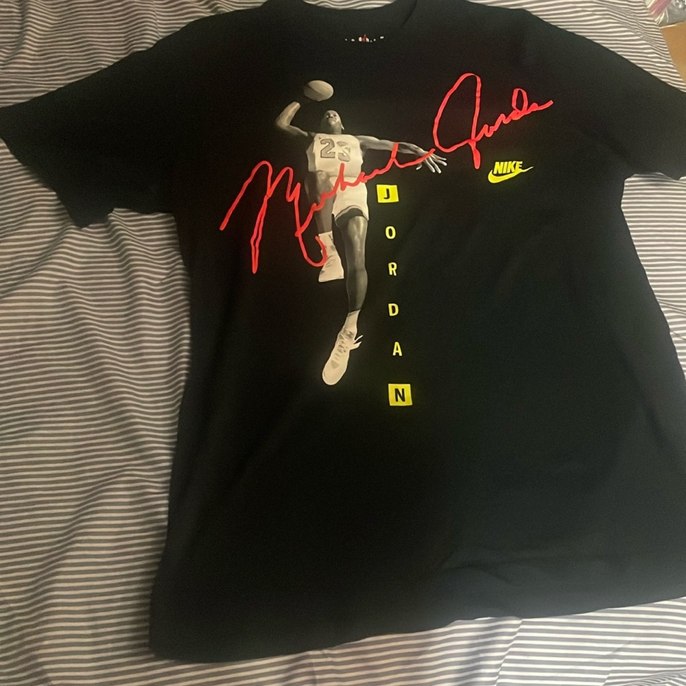 Men’s Air Jordan Shirt